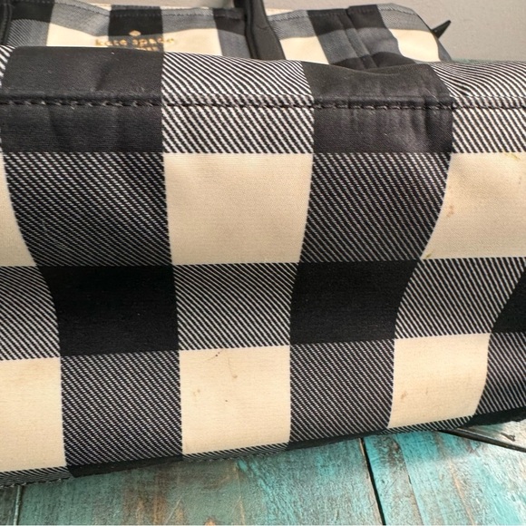 Kate Spade New York Chelsea Plaid Gingham Large Tote (Black White) - Picture 11 of 16
